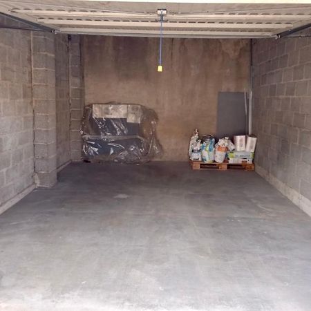 Nid Urbain Colmarien - 4 Personnes - Garage Apartment Exterior foto